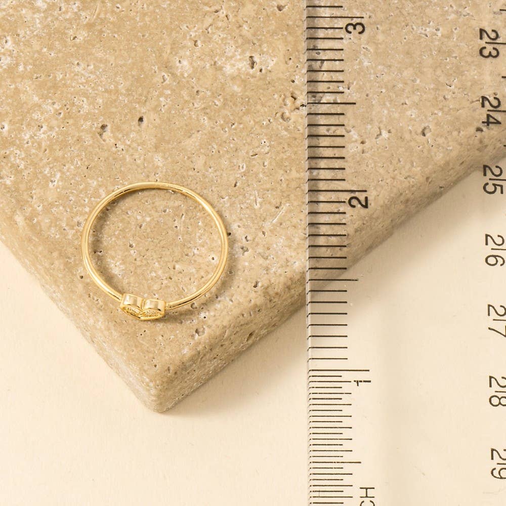 Dainty Open Heart Shape Fashion Ring: Gold