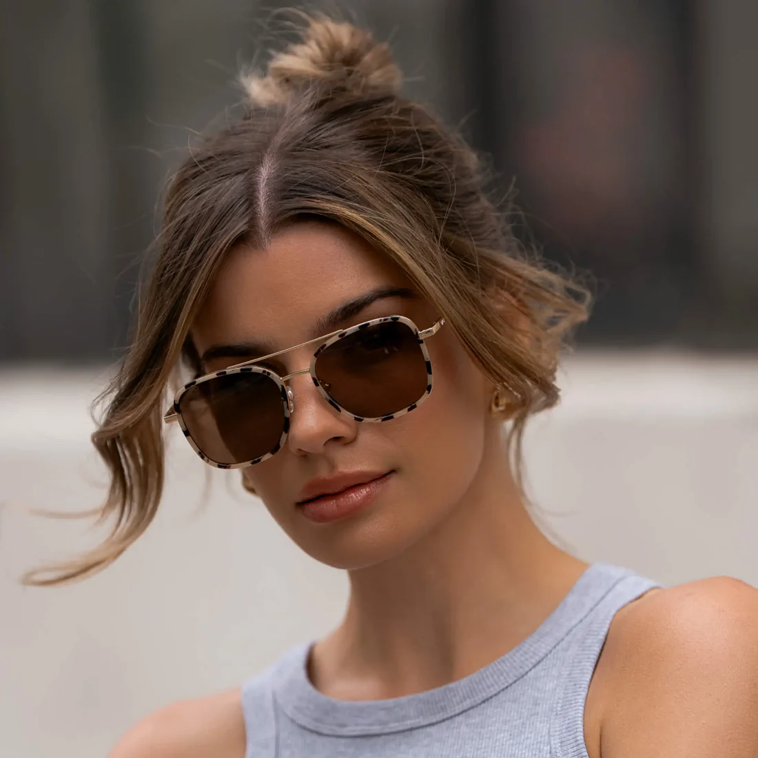 Gia - Women's Square Aviator Polarized Sunglasses - Beige Tortoise/Brown Lens