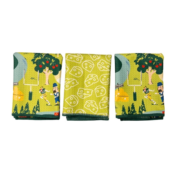 Anywhere Towel Reversible - Signature Collection Wisconsin: Verdant Green (Reversible)