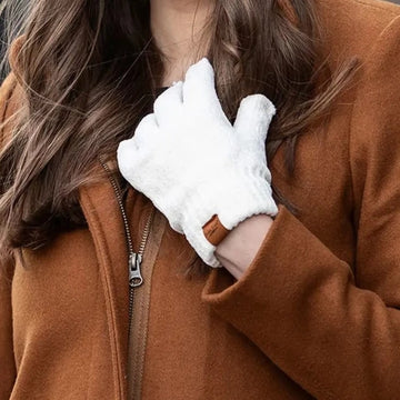 Britt's Knits Beyond Soft Gloves - Ivory