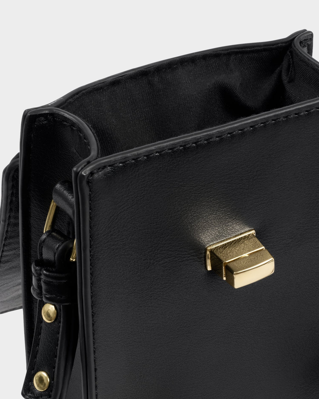 Orin Twist Lock Distressed Slim Bag - Black