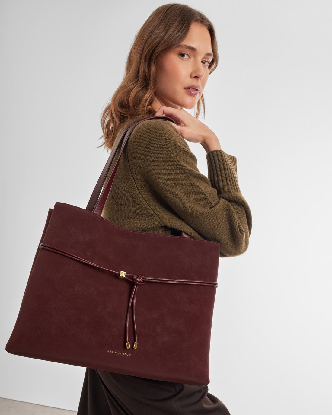 Lori Suedette Tote Bag - Cherry