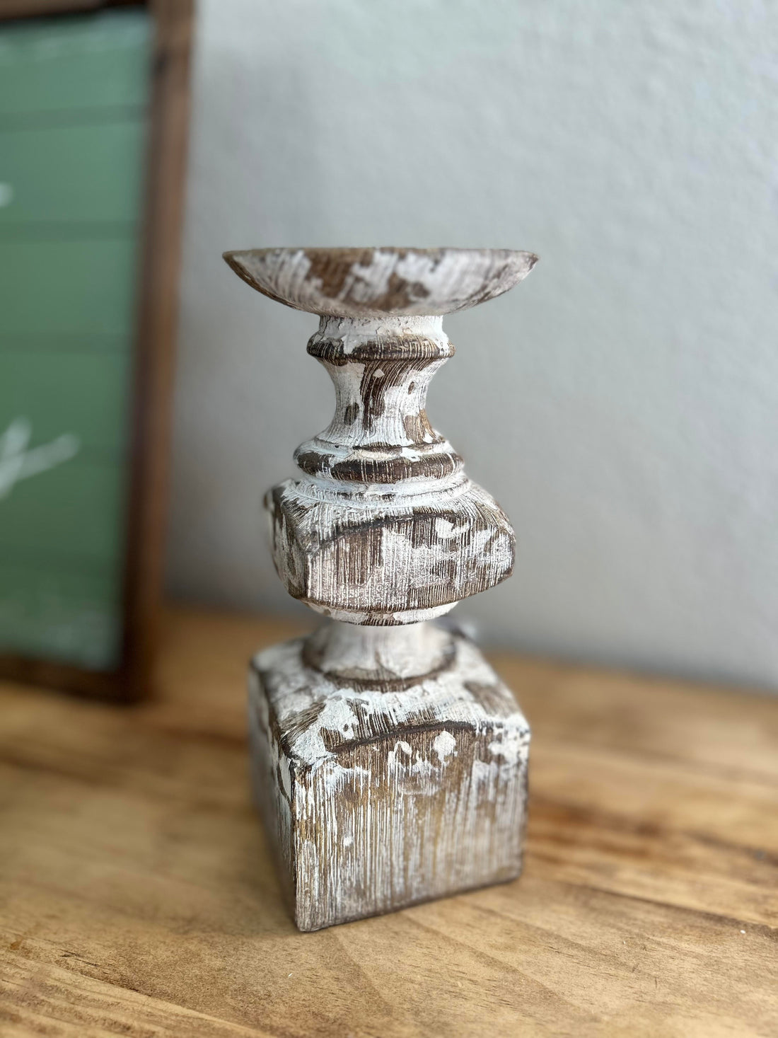 Chippy Candle Holder