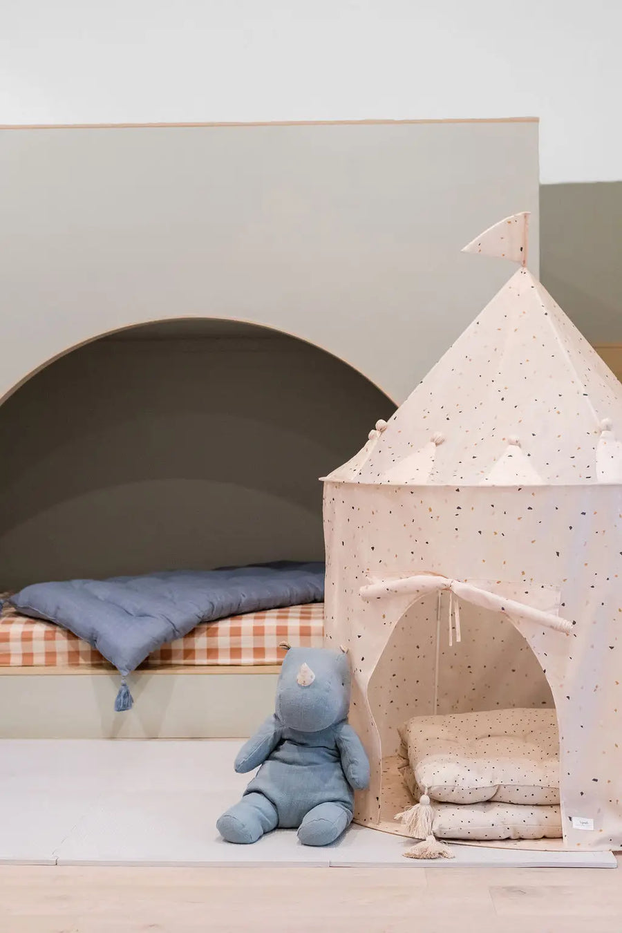 3 Sprouts Recycled Fabric Play Tent Castle - Terrazzo Cream