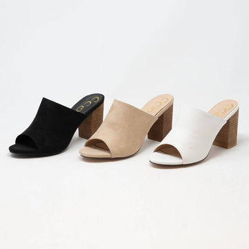 The Cuccio Mule - Natural