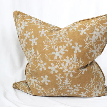 20X20 Myrtle Pillow - Honey