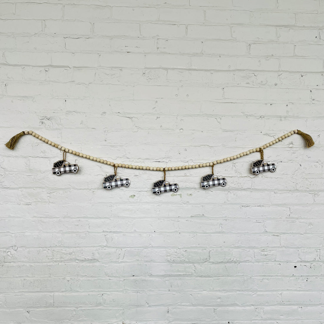 Black Buffalo Check Truck Garland