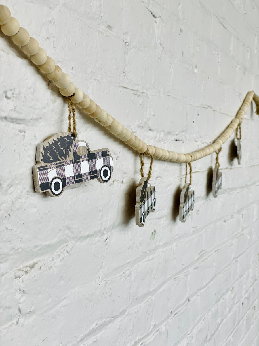 Black Buffalo Check Truck Garland