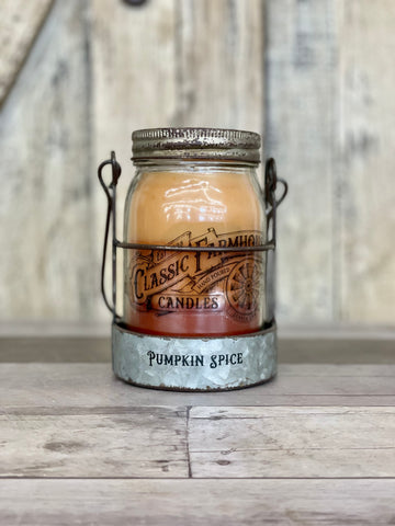 Classic Farmhouse Star Candle - Pumpkin Spice