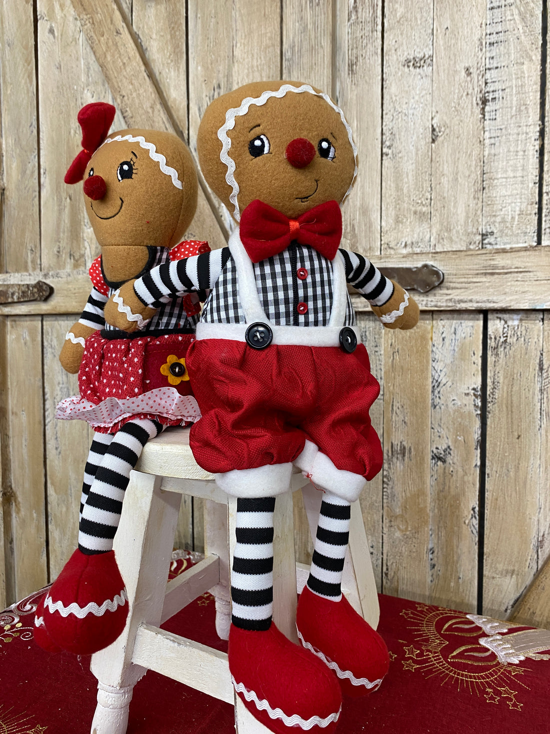 Plush Gingerbread Santas with Dangle Legs