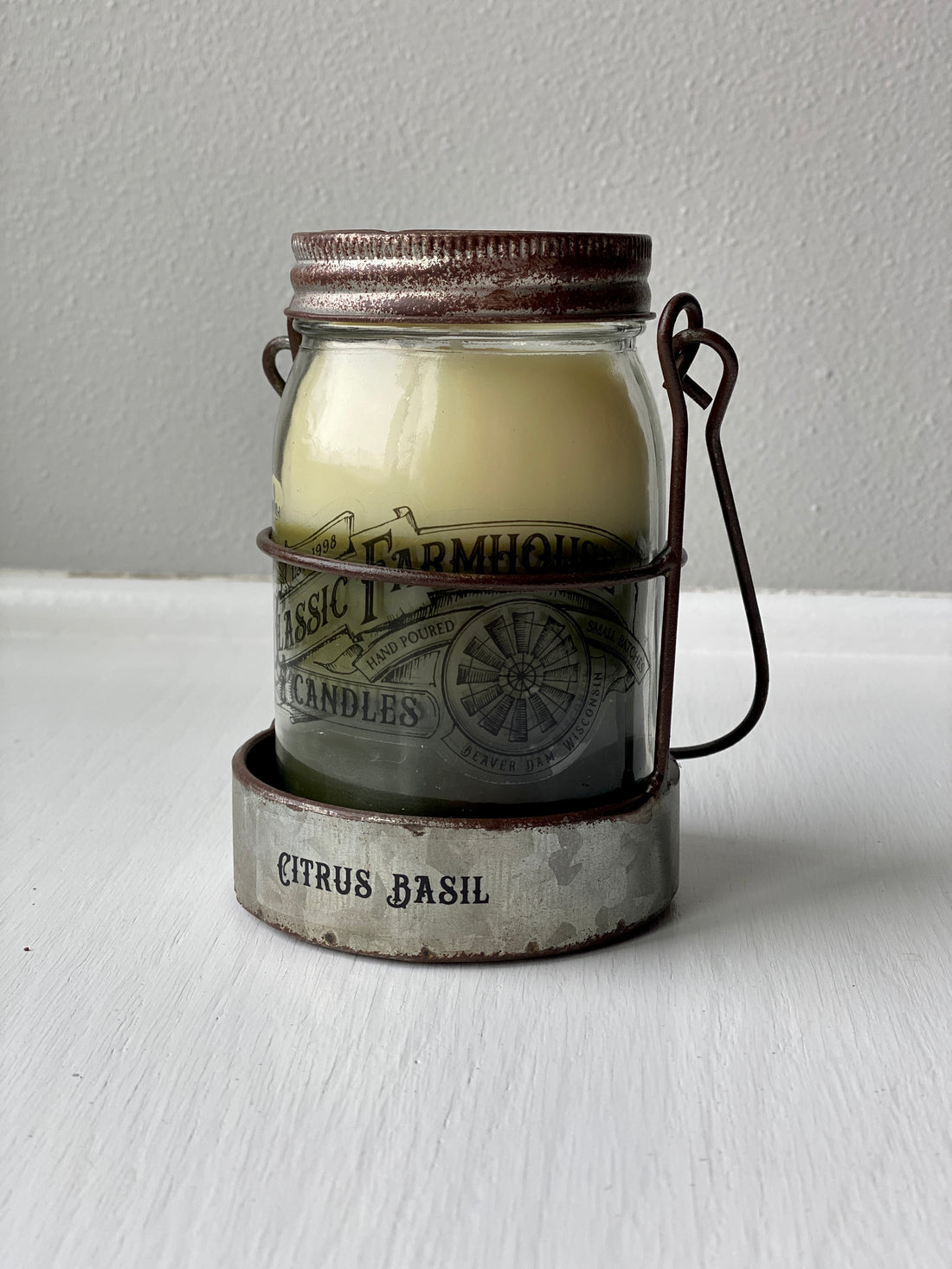 Classic Farmhouse Star Candle - Citrus Basil