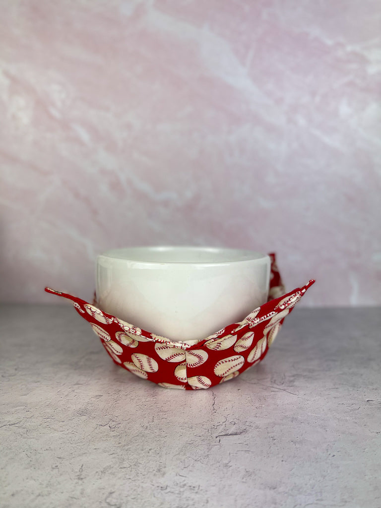 Red & White Arrows Bowl Cozy