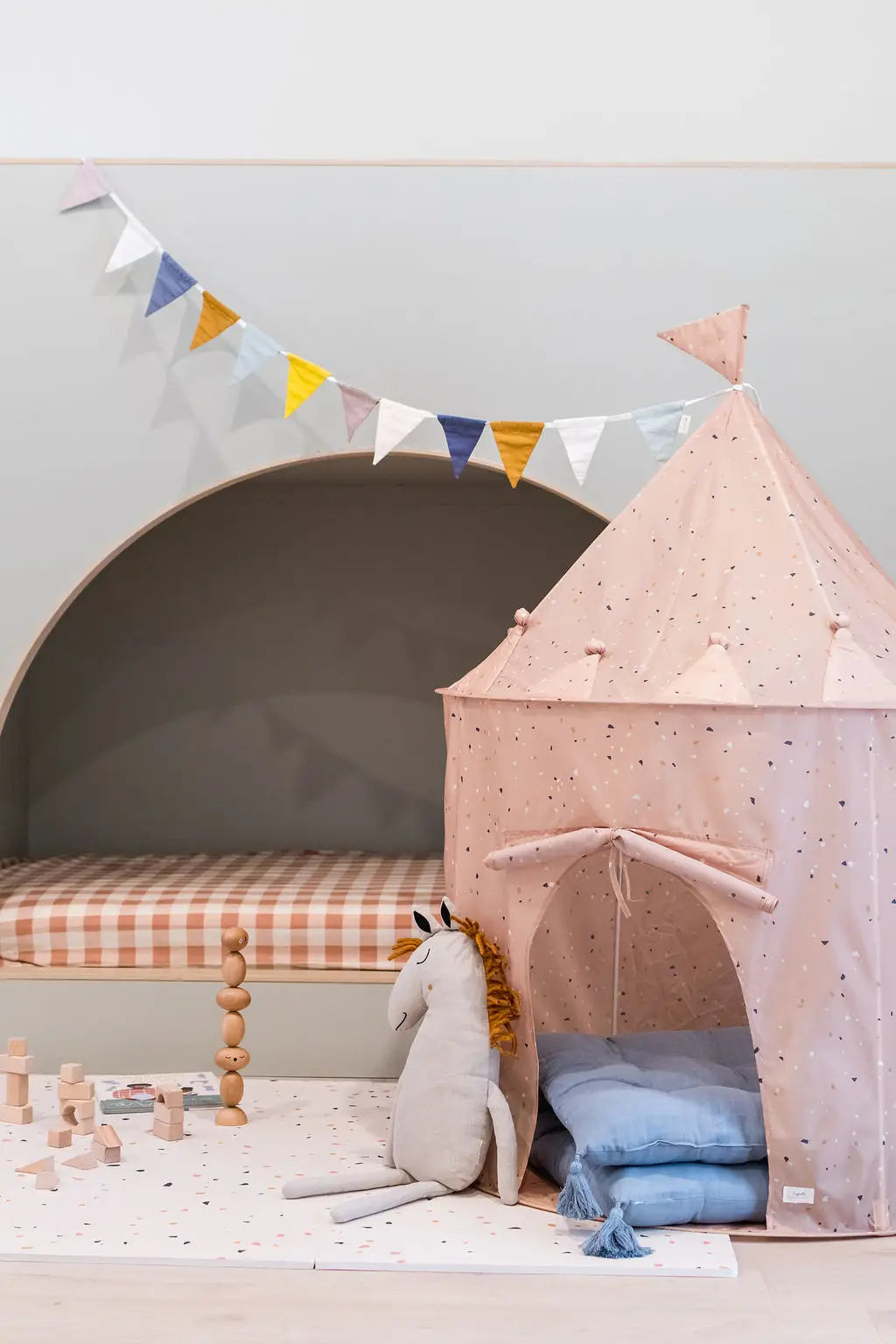 3 Sprouts Recycled Fabric Play Tent Castle - Terrazzo Clay