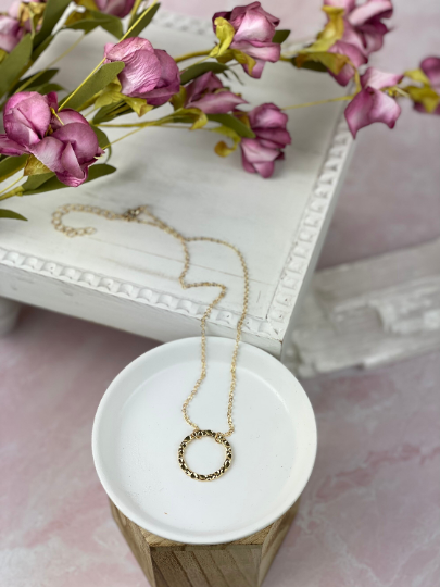 Shelley Necklace - Gold