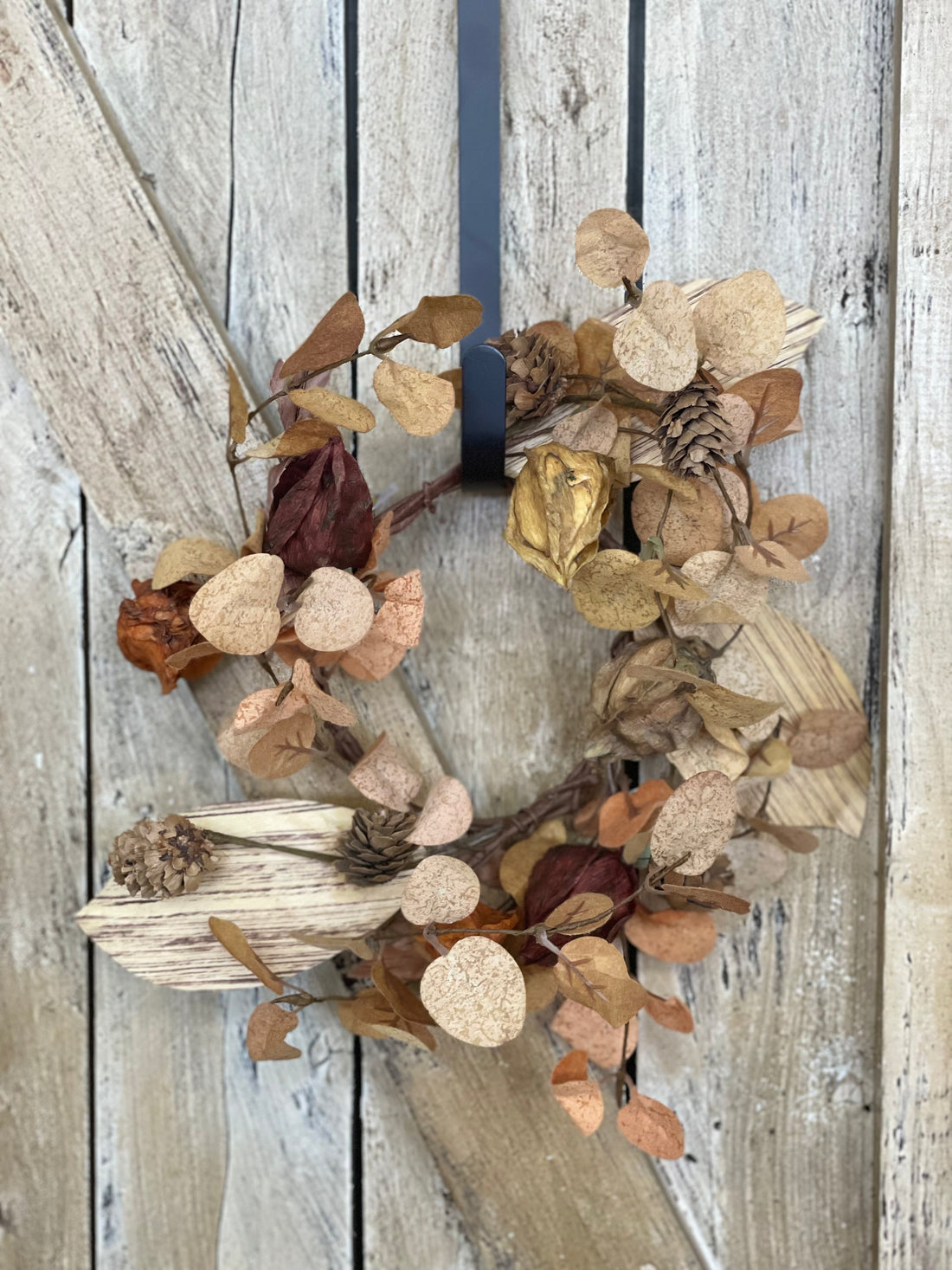 Dry Leaf and Lantern Fruit Candle Ring