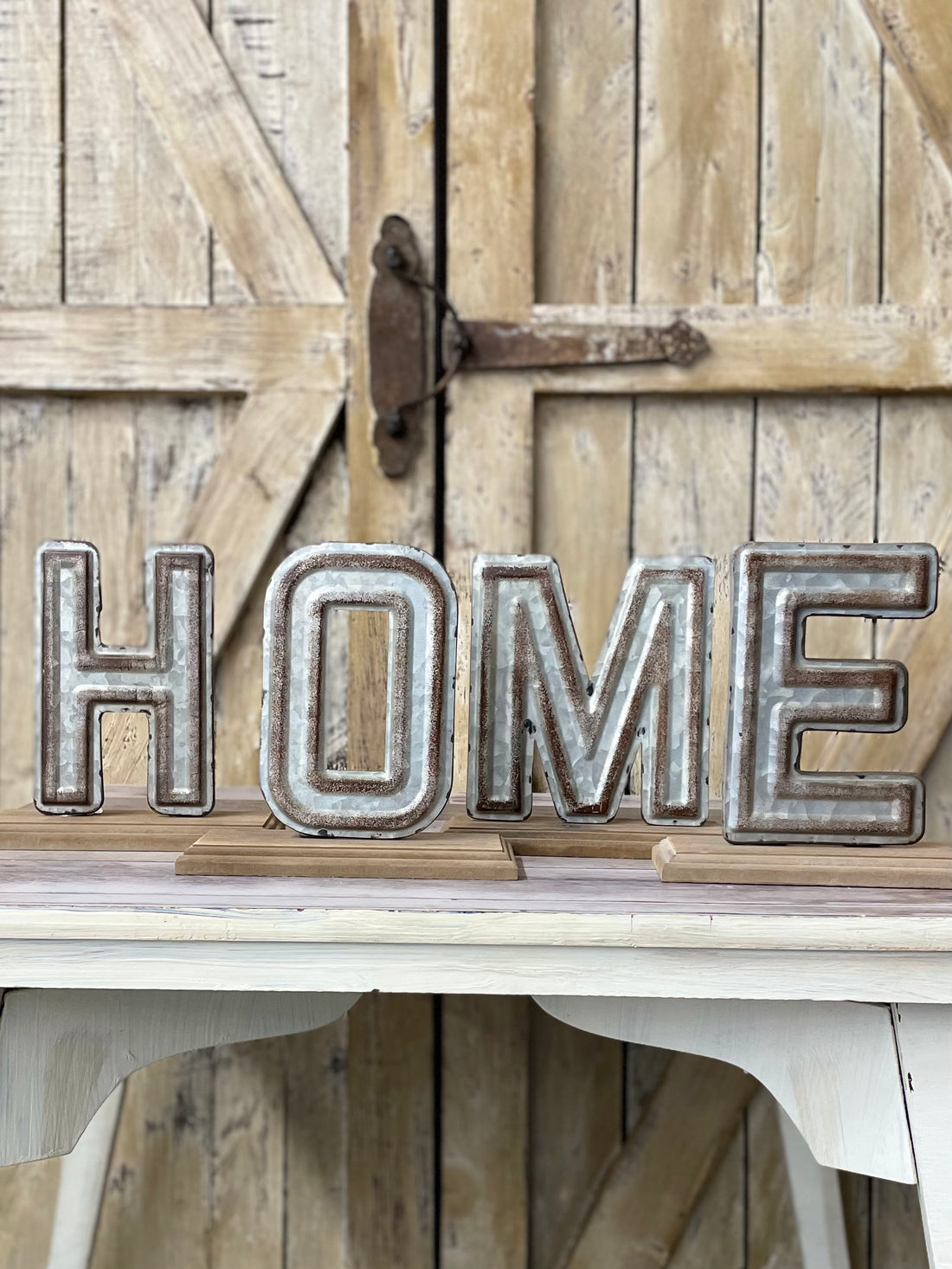Homr Lettering Home Letters – Flowers and Gray