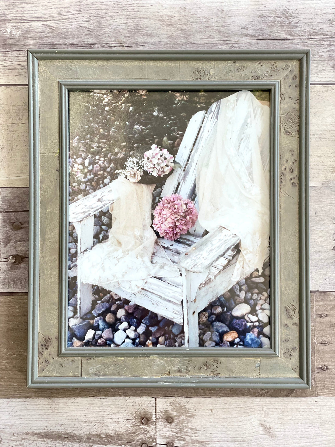 Distressed Hanging Gray Frame