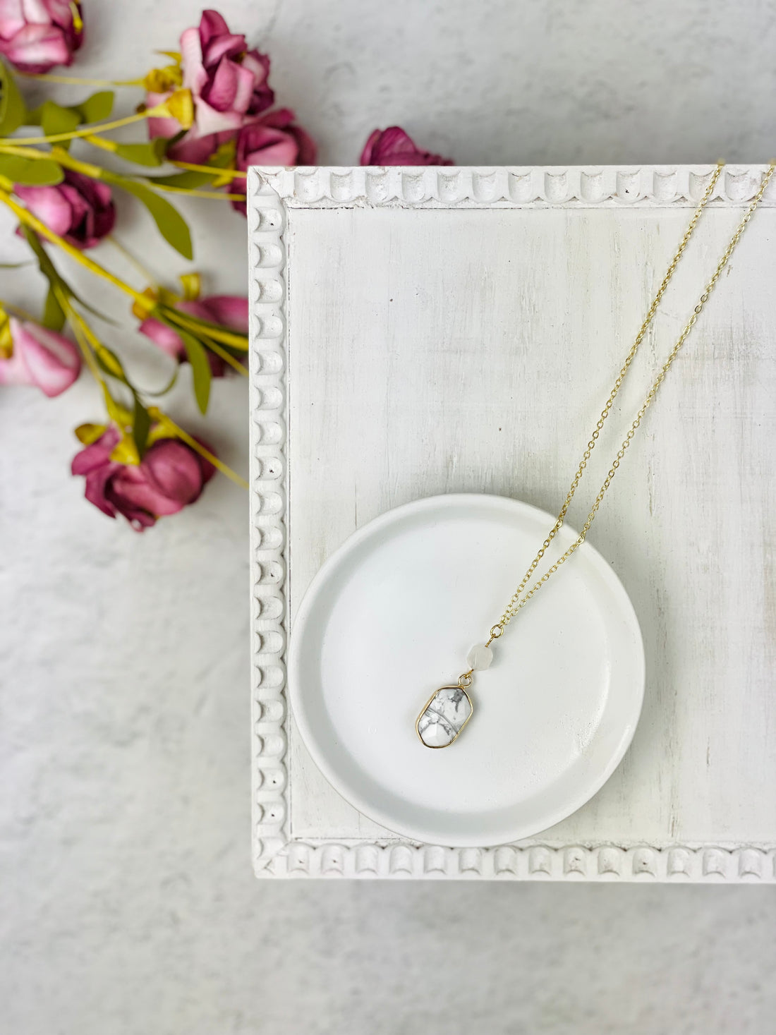 Gold Howlite Necklace