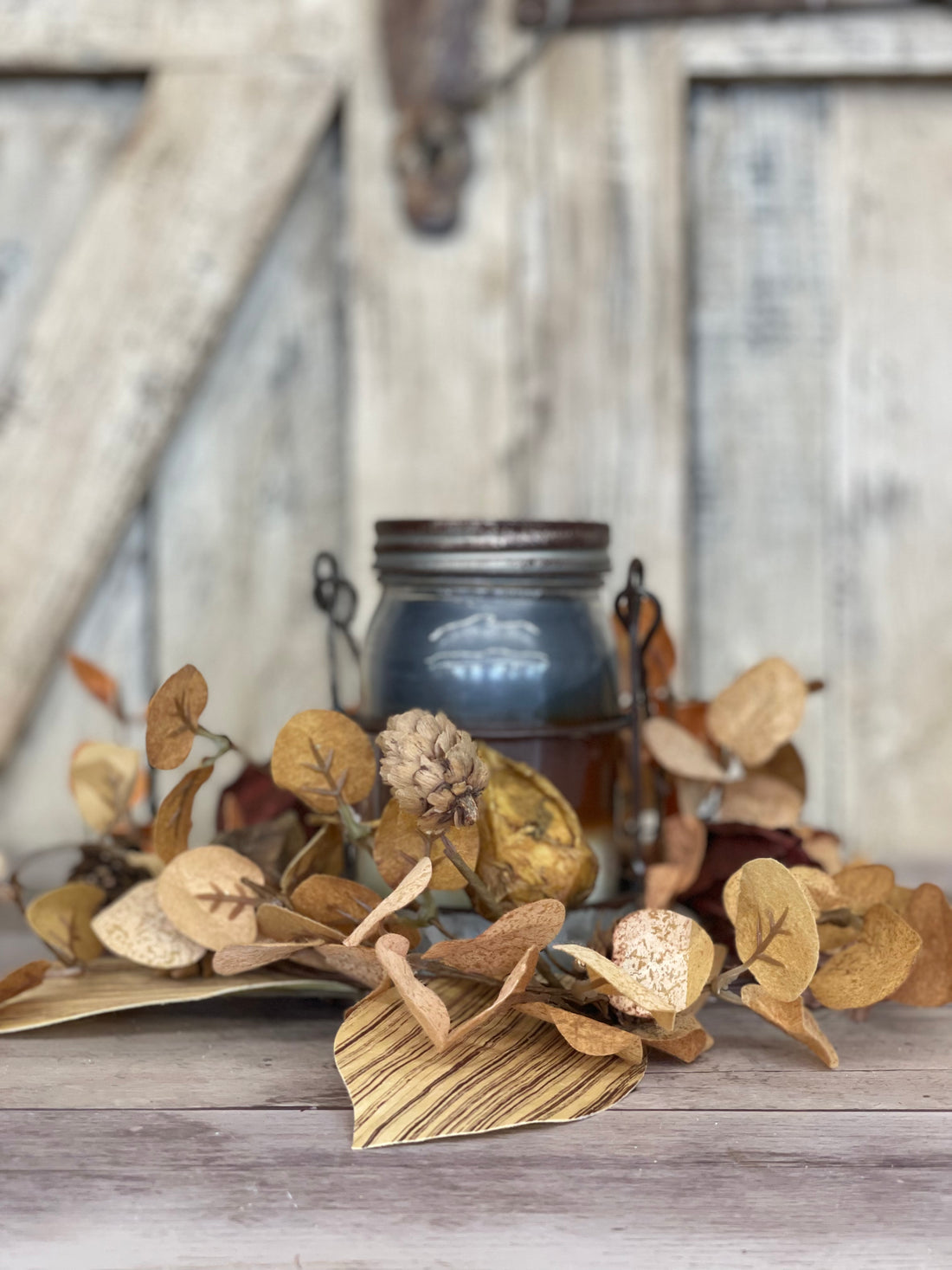 Dry Leaf and Lantern Fruit Candle Ring